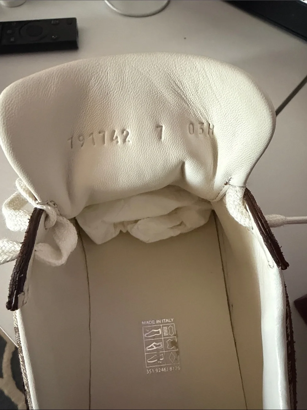 Gucci Brown GG Canvas & Suede Low-Top G75 Sneakers - Picture 7 of 7